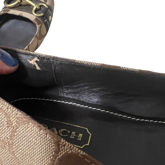 Coach Women’s Signature Logo Loafers Size 8.5 - Picture 10 of 13
